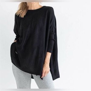 Mersea Catalina Sweater Black S/M Oversized fit, light weight, soft perfect cond